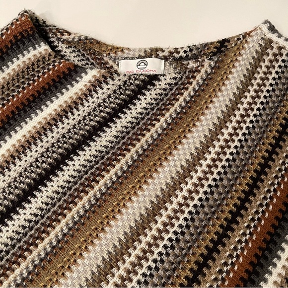 Big Buddha Women's 100% Acrylic Brown Gray Black White Stripe Shawl Poncho OS - Picture 8 of 15